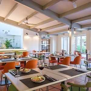 Oassium Hotel At Estival Park
